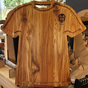 Tábua Personalizada em Formato de Camiseta